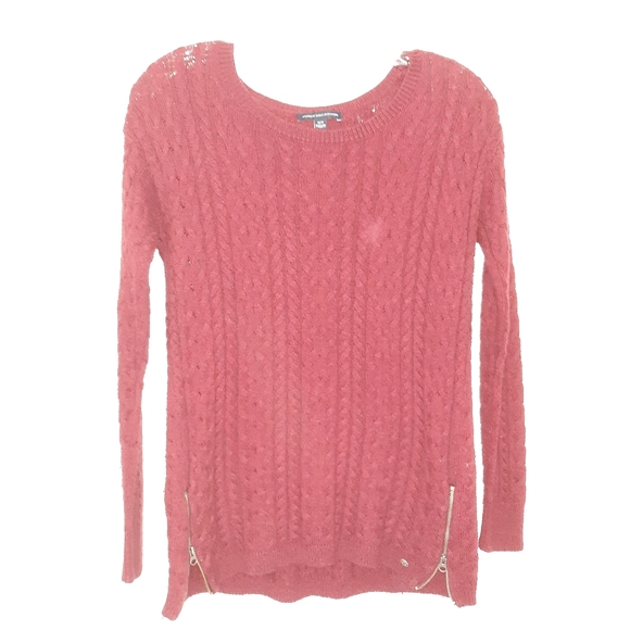 American Eagle Outfitters Sweater Size Medium - Picture 1 of 7